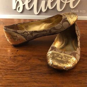 🎉HOST PICK🎉Coach gold sequin ballet flat